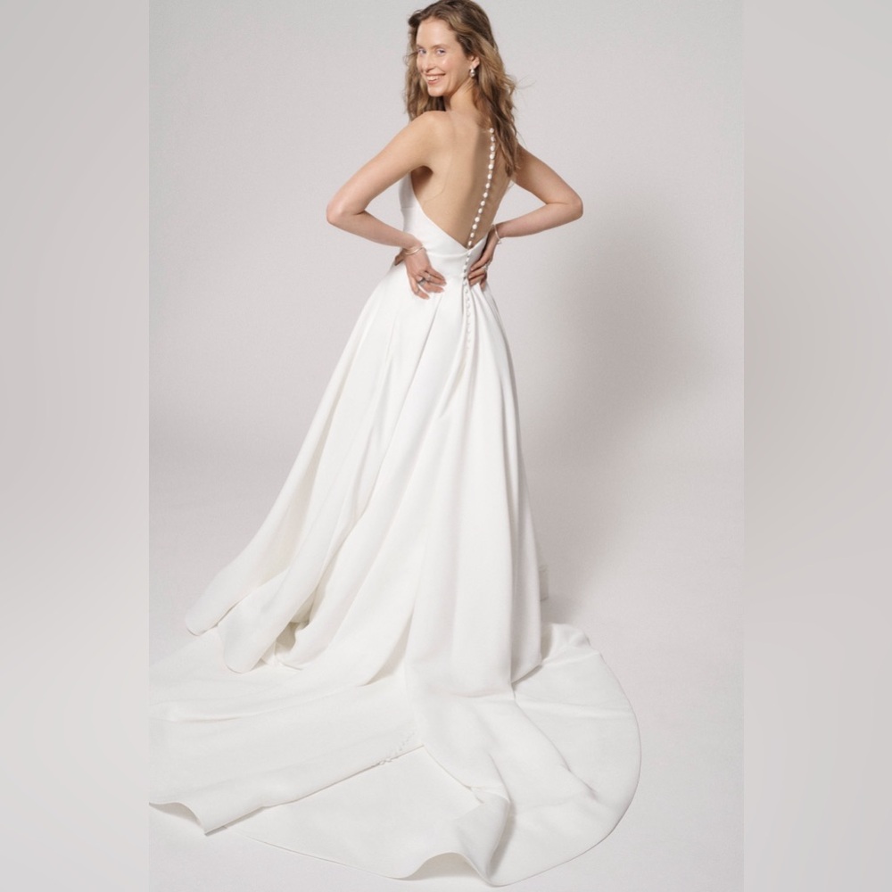 Rita Vinieris Ali Wedding Gown
